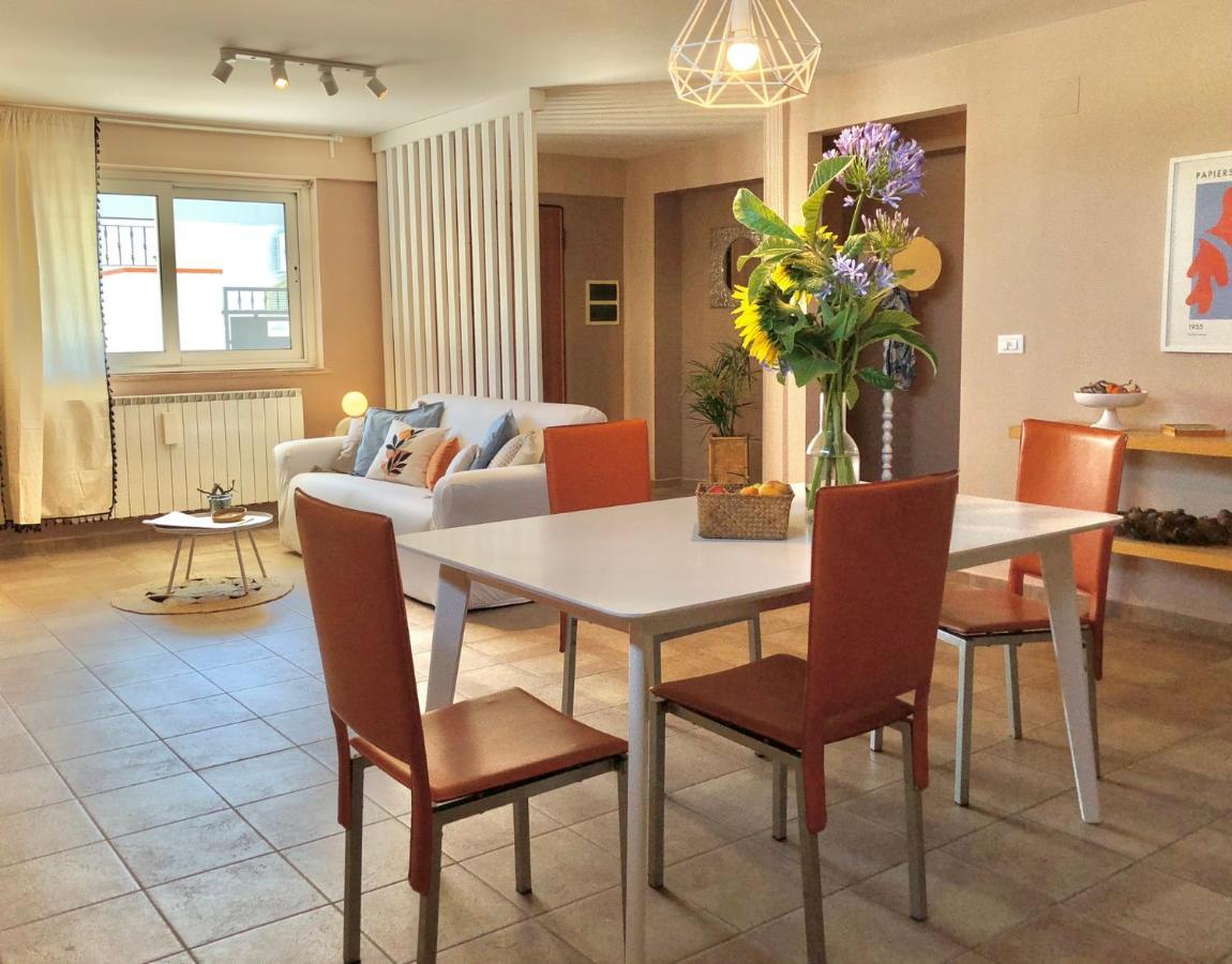Montesilvano Marina Blue Apricot Apartment Con Jacuzzi מראה חיצוני תמונה