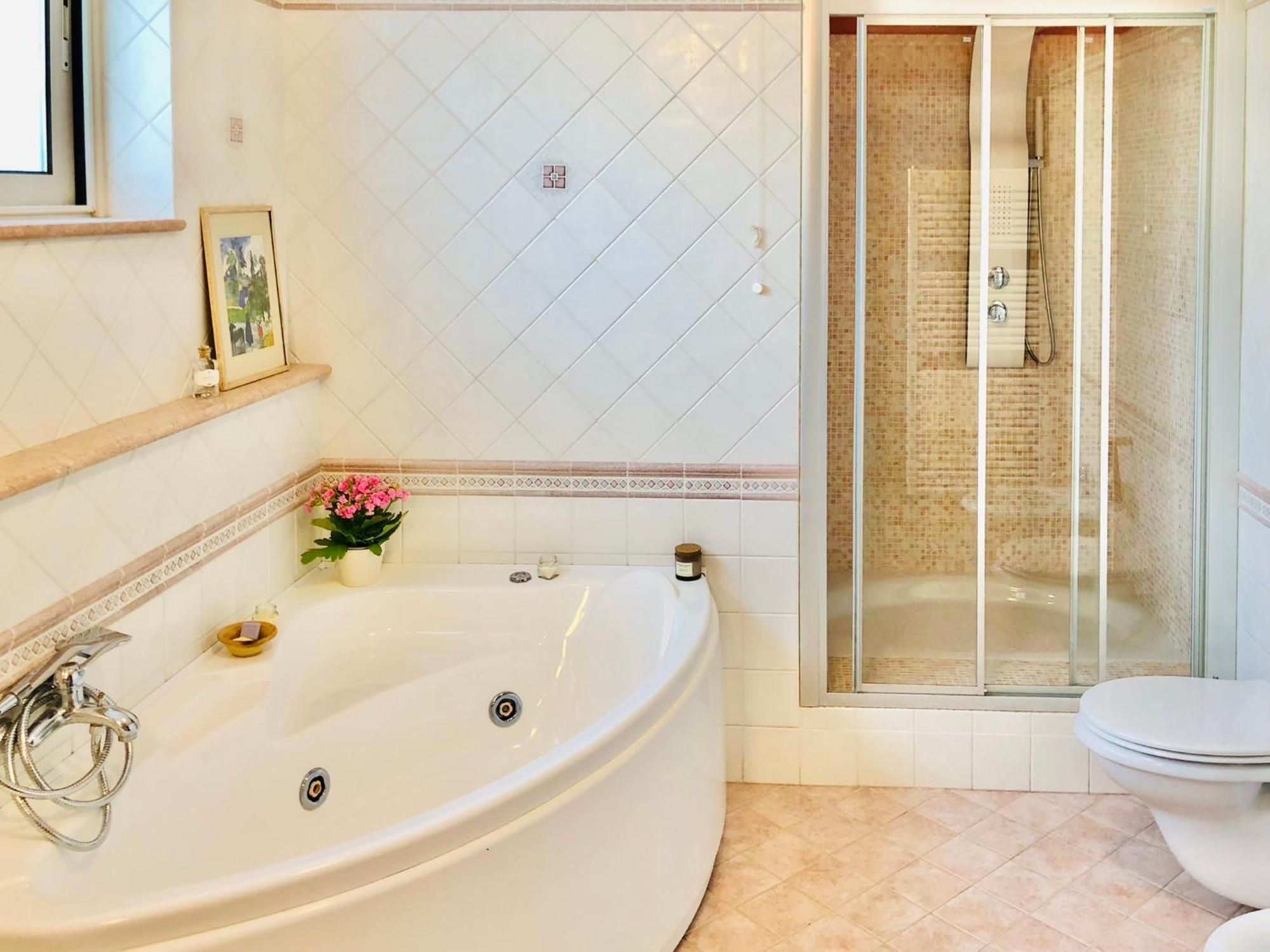 Montesilvano Marina Blue Apricot Apartment Con Jacuzzi מראה חיצוני תמונה